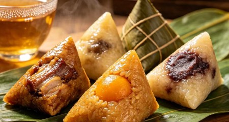 粽子咸甜有别，爱情百味归一 百和情缘祝大家端午安康！